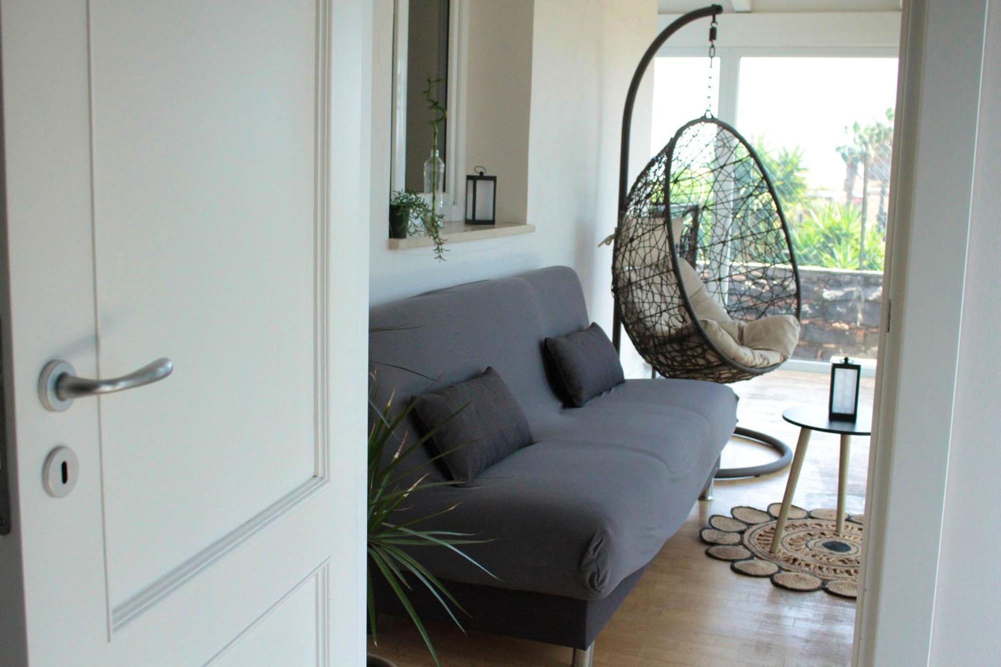 La Pietra Nera - Etna Home คาตาเนีย ภายนอก รูปภาพ